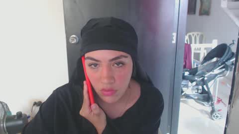 Snapshot of maryam_arabicmilk chatting on December 28, 8:25 pm maryam_arabicmilk online show from December 28, 8:25 pm