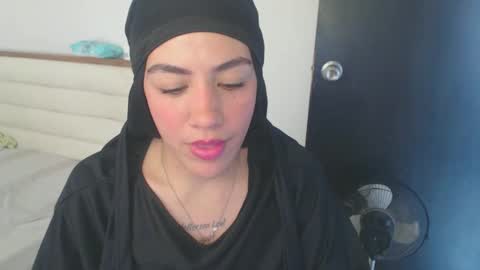 Snapshot of maryam_arabicmilk chatting on January 21, 6:55 pm maryam_arabicmilk online show from January 21, 6:55 pm