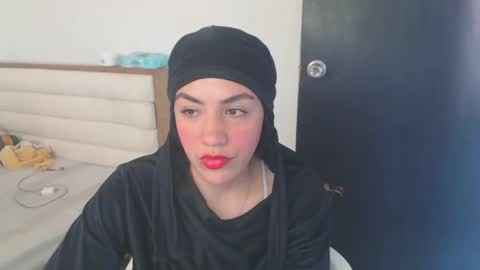 Snapshot of maryam_arabicmilk chatting on January 23, 3:01 pm maryam_arabicmilk online show from January 23, 3:01 pm