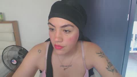 Snapshot of maryam_arabicmilk chatting on February 20, 3:08 pm maryam_arabicmilk online show from February 20, 3:08 pm