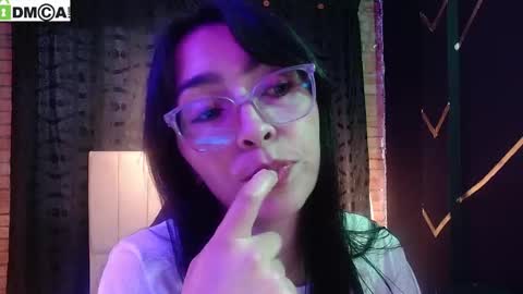 Snapshot of maryam_colins chatting on March 18, 12:52 pm MARYAM online show from March 18, 12:52 pm