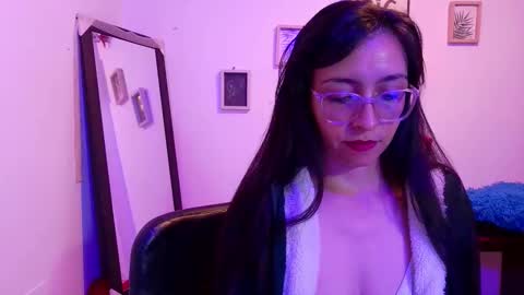 Snapshot of maryam_colins chatting on March 23, 1:15 pm MARYAM online show from March 23, 1:15 pm