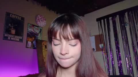 Snapshot of maryberry__ chatting on January 14, 6:08 am online show from January 14, 6:08 am