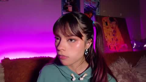 Snapshot of maryberry__ chatting on February 6, 7:12 am online show from February 6, 7:12 am