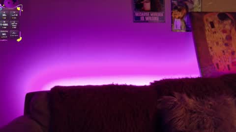 Snapshot of maryberry__ chatting on February 19, 7:26 am online show from February 19, 7:26 am