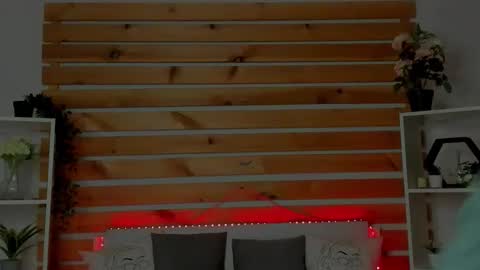 marybryantt online show from February 2, 8:24 am