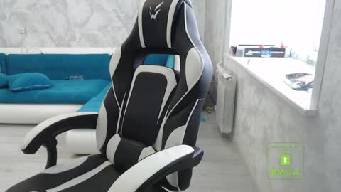 Mary online show from March 6, 6:10 am