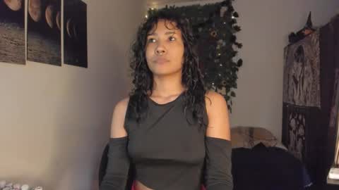 Snapshot of maryjane_785039 chatting on December 5, 6:26 pm maria online show from December 5, 6:26 pm