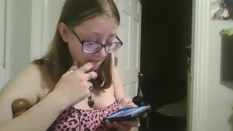 maryjaneflowers online show from December 7, 11:07 am