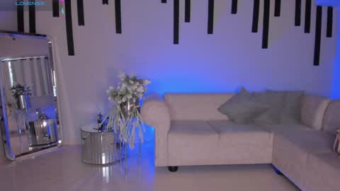  Mary  online show from January 6, 5:38 pm