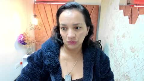 Marylin online show from December 3, 7:34 pm