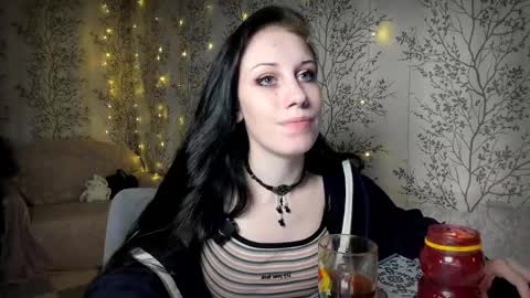 Mary Lou online show from November 7, 11:54 am