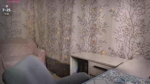 Snapshot of marylou_ chatting on March 12, 7:36 am Mary Lou online show from March 12, 7:36 am