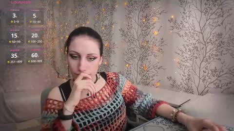 Snapshot of marylou_ chatting on March 18, 7:44 am Mary Lou online show from March 18, 7:44 am