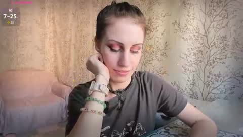 Snapshot of marylou_ chatting on June 18, 9:14 am Mary Lou online show from June 18, 9:14 am