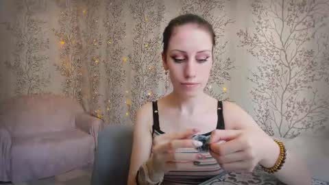 Snapshot of marylou_ chatting on June 24, 5:28 am Mary Lou online show from June 24, 5:28 am