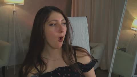 Mary Miller online show from January 17, 12:10 pm