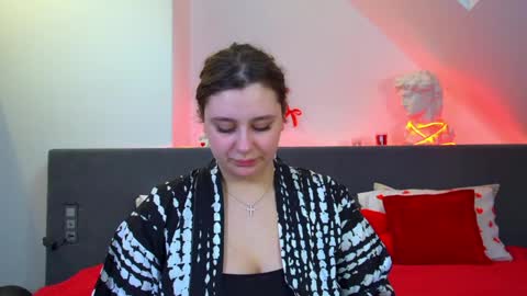 MaryMurrays online show from March 19, 6:39 am