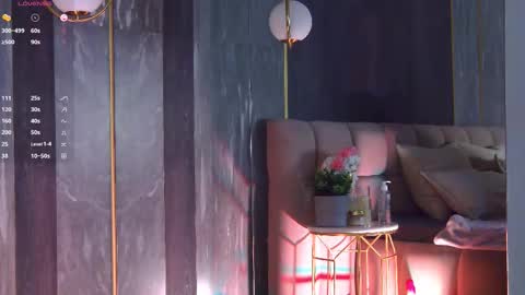 Snapshot of maryparks chatting on October 1, 5:08 pm Mary online show from October 1, 5:08 pm