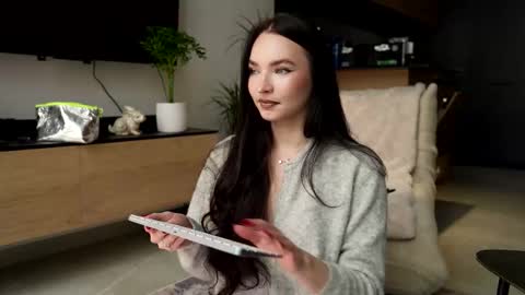 Snapshot of marypsiss chatting on October 3, 9:06 am Marina online show from October 3, 9:06 am