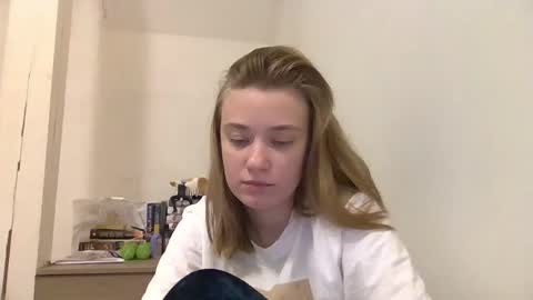 Mary online show from October 12, 7:02 pm