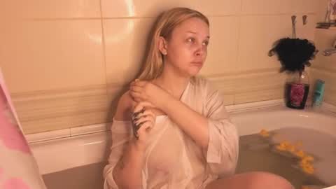 Mary online show from June 24, 3:38 am