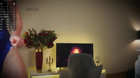 maryssaa_ online show from December 28, 9:09 am