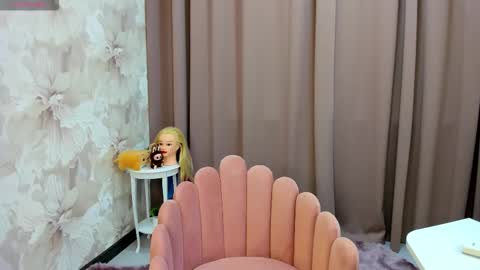 Luucy UTC1 Mon Tue Wed Thu Fri 0500-1130 online show from October 22, 2:34 am