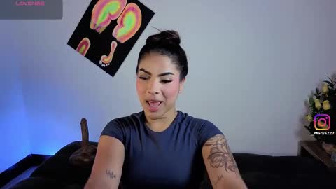 maryybellax online show from January 18, 11:30 pm