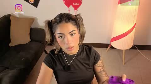 maryybellax online show from March 5, 11:56 pm