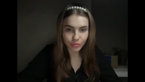 MaryYourr online show from December 3, 9:13 pm