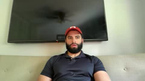 mascbeef95 online show from June 10, 9:35 pm