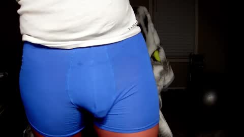 Snapshot of masculine9hard210085 chatting on September 18, 7:10 am masculine9hard210085 online show from September 18, 7:10 am