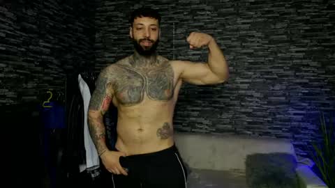 masculineguy69 online show from May 15, 8:49 pm