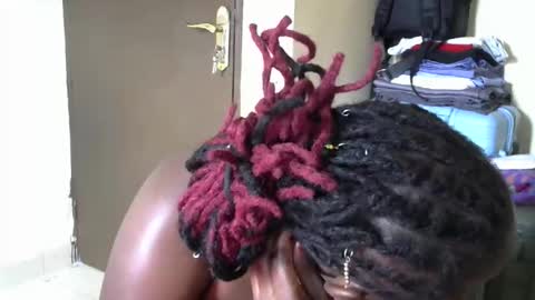 Cate online show from November 17, 10:10 am