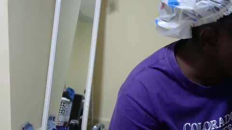 Cate online show from December 2, 9:21 pm