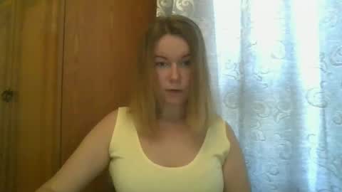 Snapshot of mashal94 chatting on February 12, 11:18 am mashal94 online show from February 12, 11:18 am