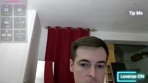 Snapshot of maskbaby2 chatting on February 14, 7:32 pm greenhot2 online show from February 14, 7:32 pm