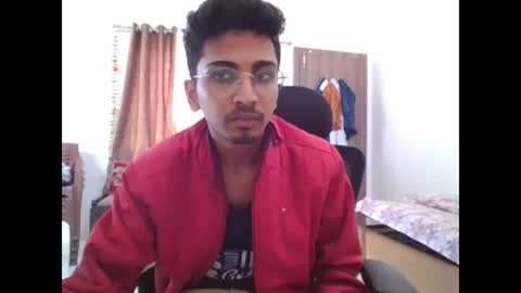 maskboyz2003 online show from December 7, 5:15 am