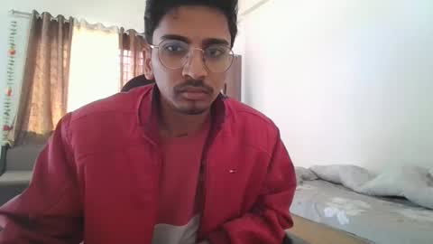 maskboyz2003 online show from January 1, 3:45 am