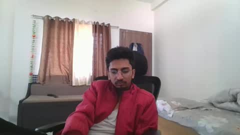 maskboyz2003 online show from January 6, 6:03 am