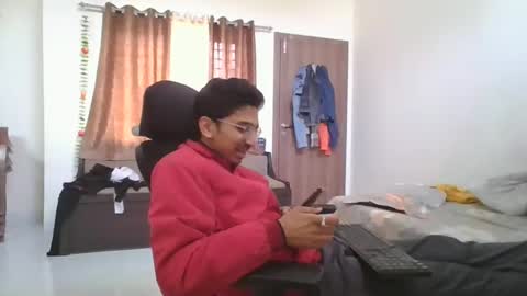 maskboyz2003 online show from January 17, 4:28 am