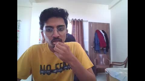 maskboyz2003 online show from February 13, 8:27 am