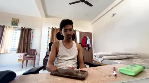 Mask Boy online show from January 25, 10:08 am