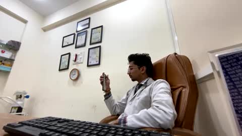 Mask Boy online show from February 13, 3:14 pm