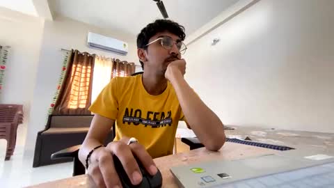 Mask Boy online show from March 8, 3:17 am