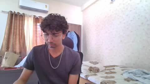 Mask Boy online show from October 21, 5:08 am