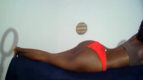 masked_shy_girl online show from October 3, 11:40 am