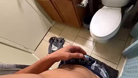 Snapshot of maskedmagikstik chatting on December 1, 10:59 pm maskedmagikstik online show from December 1, 10:59 pm