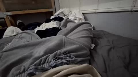 Snapshot of maskedmagikstik chatting on February 17, 3:58 am maskedmagikstik online show from February 17, 3:58 am